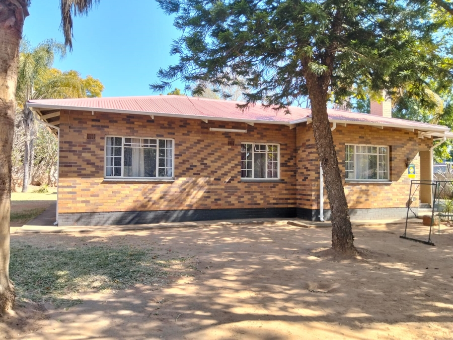 3 Bedroom Property for Sale in Bodorp North West